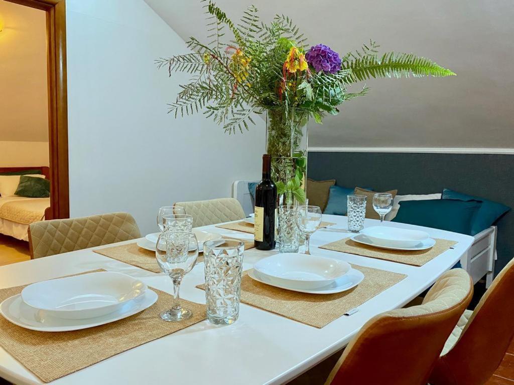 Apartments Nautica Херцег Нови Екстериор снимка