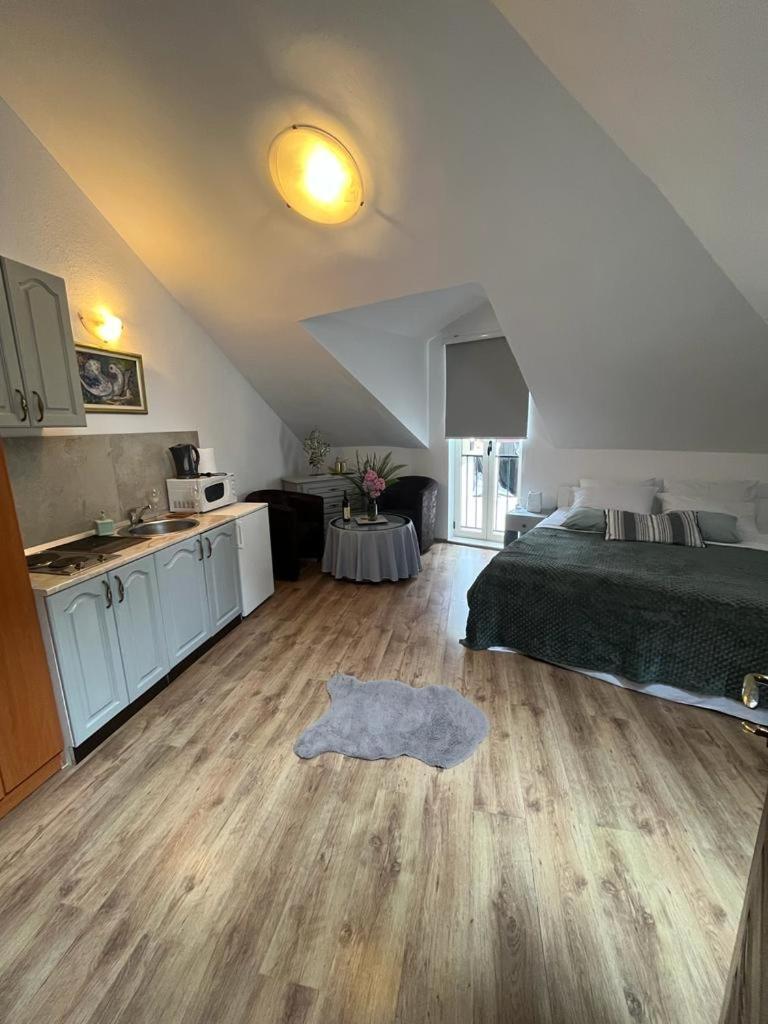 Apartments Nautica Херцег Нови Екстериор снимка