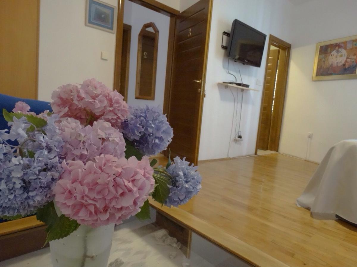 Apartments Nautica Херцег Нови Екстериор снимка